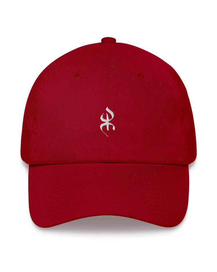 Casquette rouge brodée yaz symbole de liberté et noblesse chez les amazighs par azamoul mode et accessoires berbères