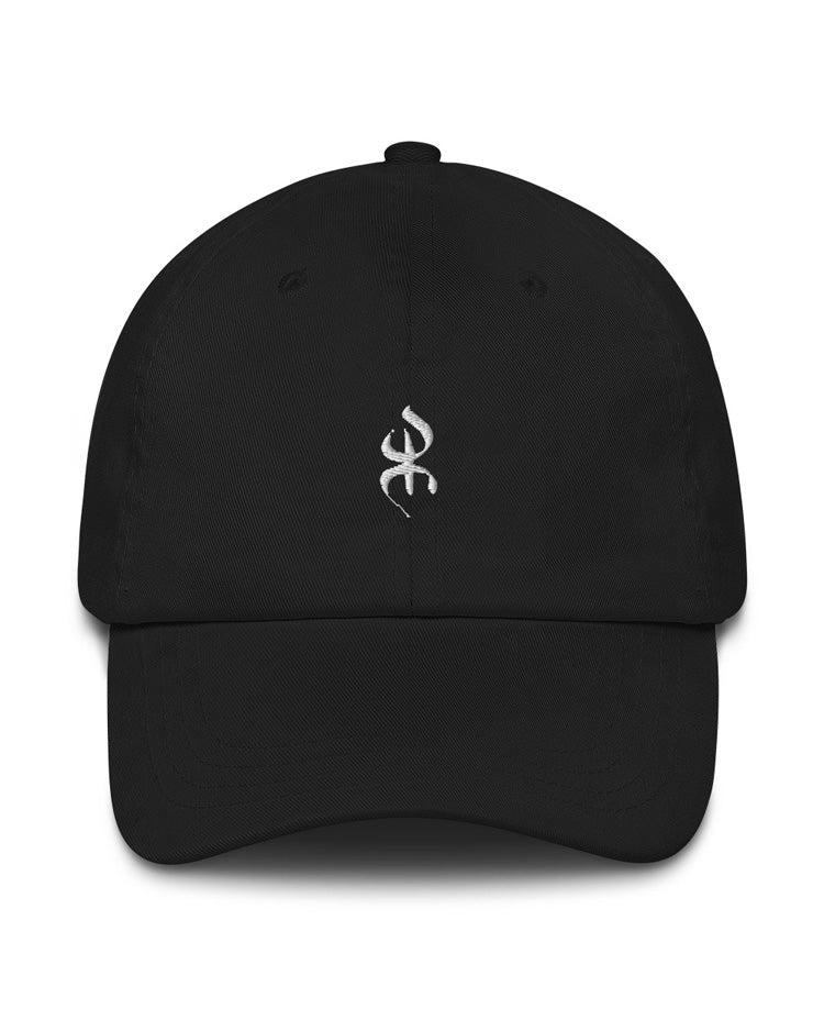 Casquette noire brodée yaz symbole de liberté et noblesse chez les amazighs par azamoul mode et accessoires berbères