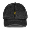 Casquette YAZ vintage noire brodée au symbole YAZ de liberté et noblesse chez les amazighs par azamoul mode et accessoires berbères