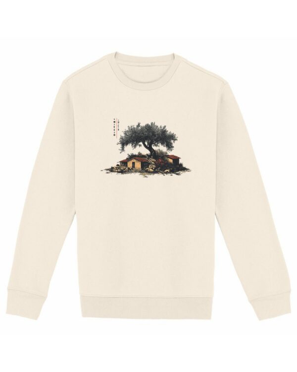 Pull Izuraniw illustrant  les maisons kabyles, un olivier symbole de résistance et une inscription en tifinagh , mes racines en langue berbère amazigh en couleur ivoire par azamoul mode et accessoires berbères, portez votre identité